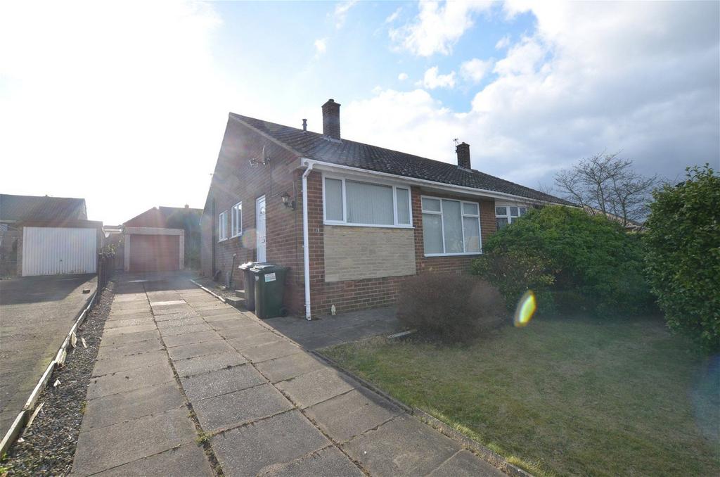 Thorne End Road, Staincross 2 bed semidetached bungalow for sale £169,950