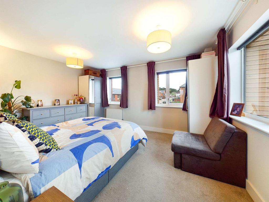 Bedroom 1 (Double)