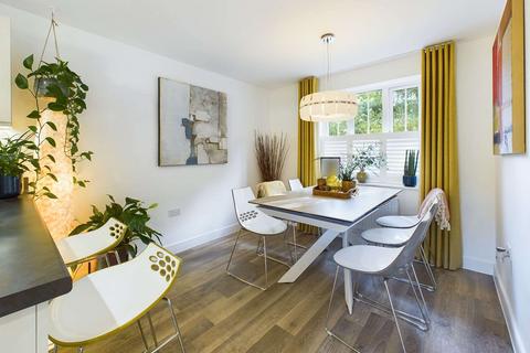 4 Blackburne Road, Bordon, GU35 9FR