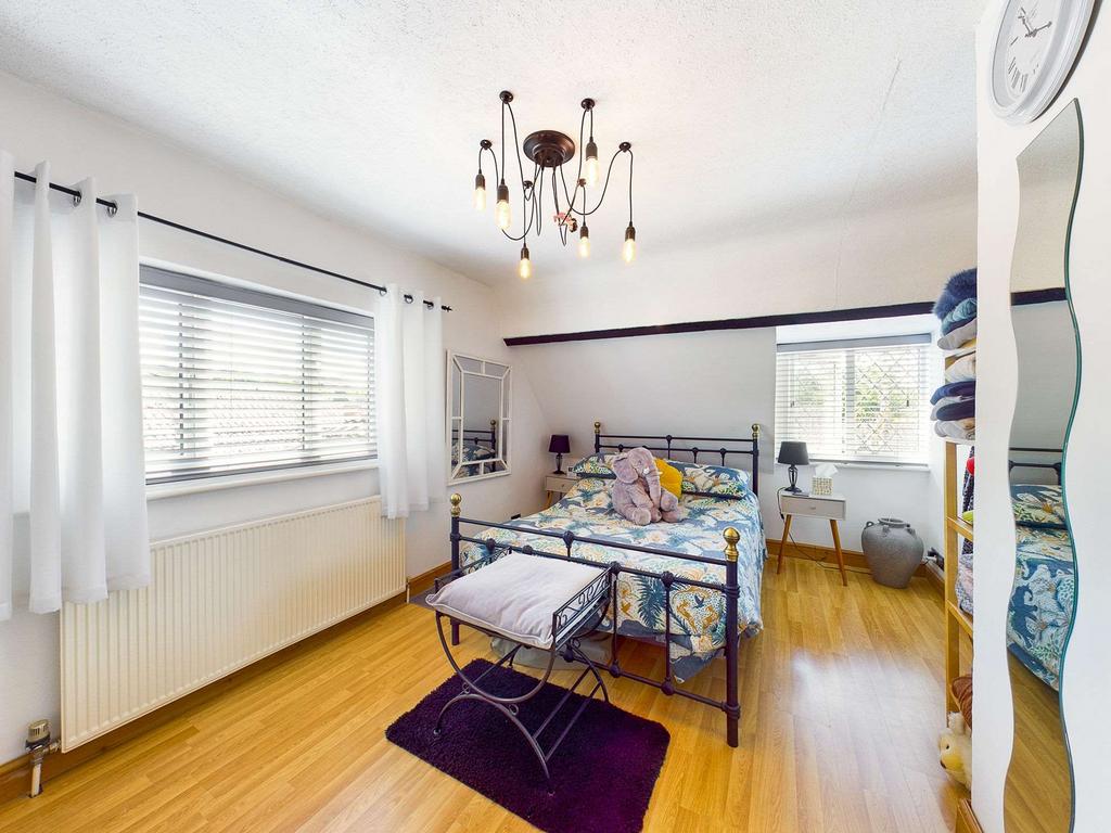 Bedroom 2 (Double)