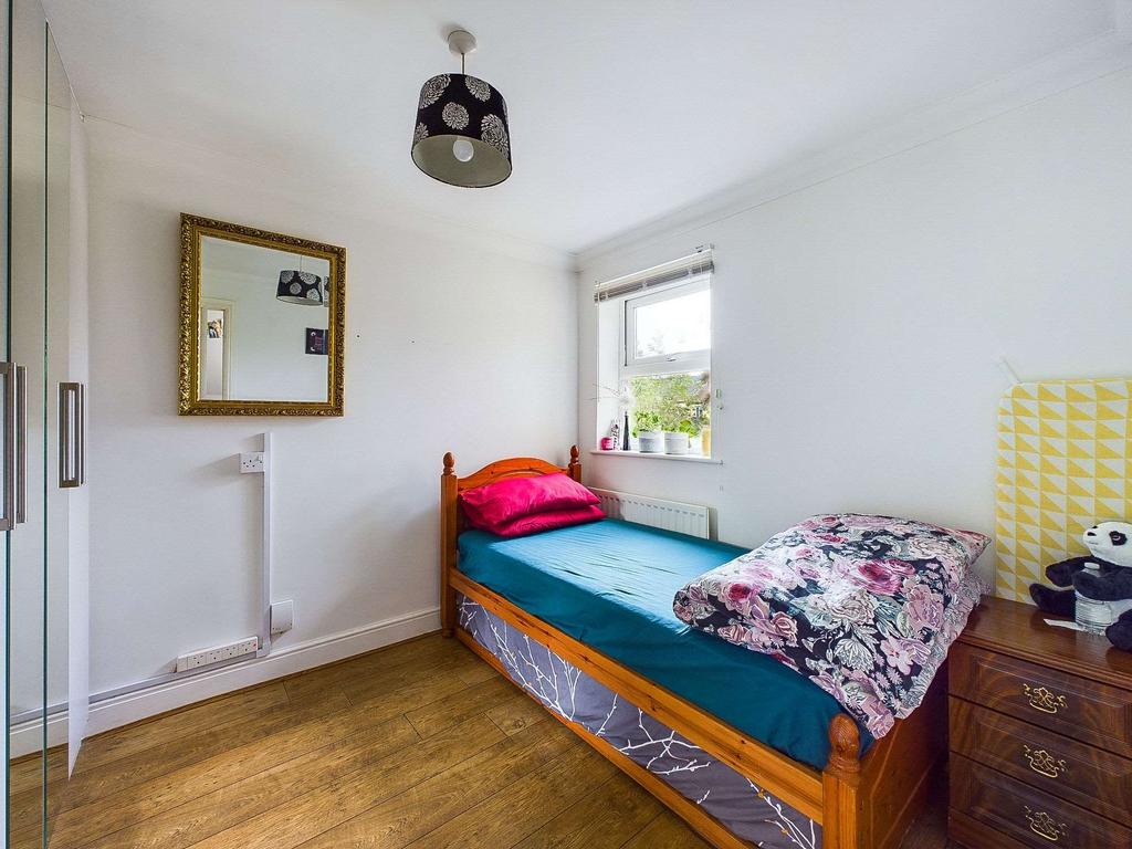 Bedroom 2 (Double)
