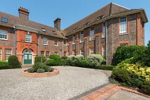 2 bedroom flat for sale, West Cliff Road, John Nicholas House West Cliff Road, CT11