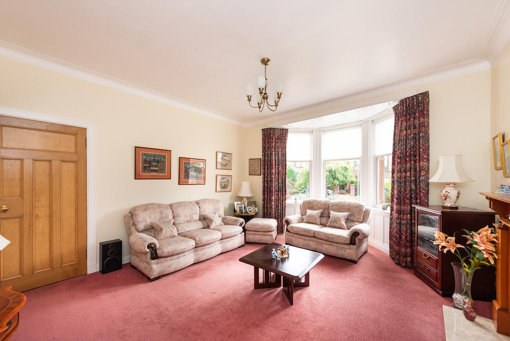 Cadogan Road, Edinburgh EH16 5 bed semi-detached house - £630,000