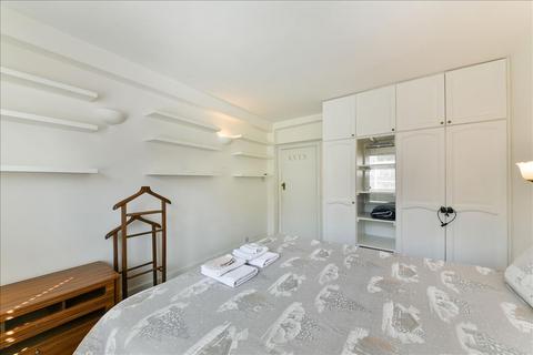 2 bedroom apartment for sale, Hamlet Court, Hamlet Gardens, London, W6