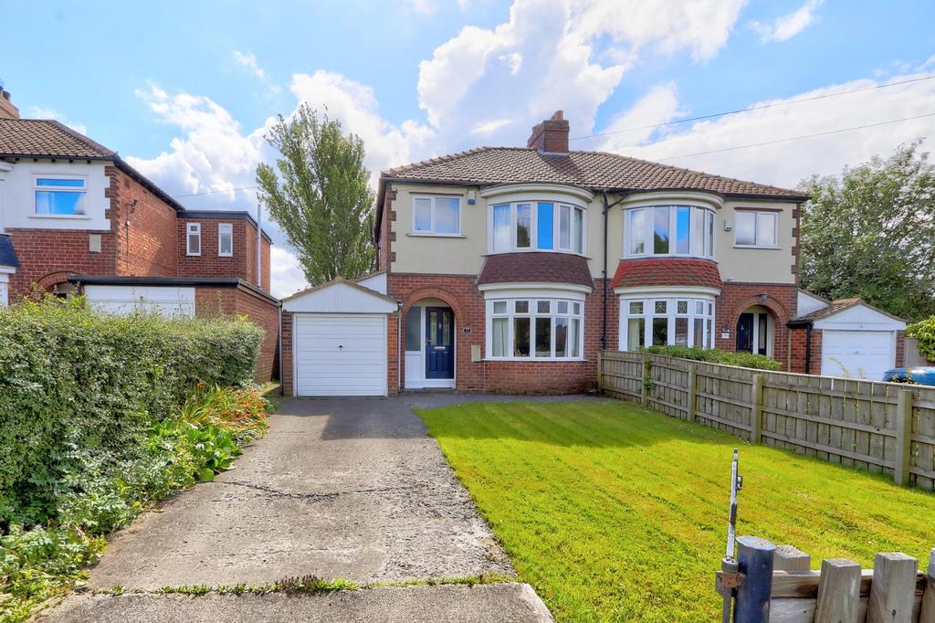 Guisborough Road, Nunthorpe, TS7 3 bed semidetached house £195,000