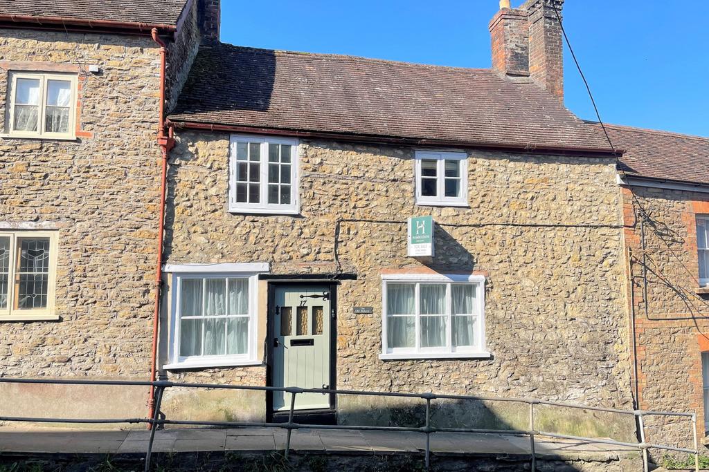 Wincanton, Somerset, BA9 3 bed property for sale £300,000