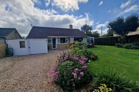2 Barn Close, Crewkerne, TA18 8BL