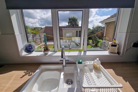 2 Barn Close, Crewkerne, TA18 8BL