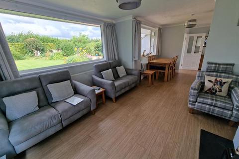 2 Barn Close, Crewkerne, TA18 8BL