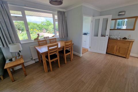 2 Barn Close, Crewkerne, TA18 8BL