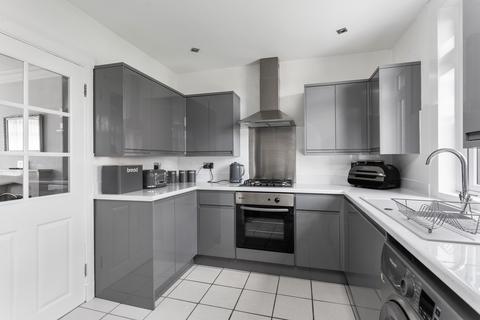 105 Restalrig Road, Edinburgh, EH6 7NY