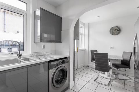 105 Restalrig Road, Edinburgh, EH6 7NY
