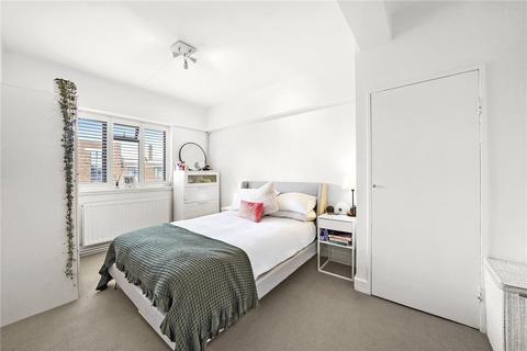 3 bedroom apartment for sale - Victoria Court, Kingsbridge Avenue, London, W3