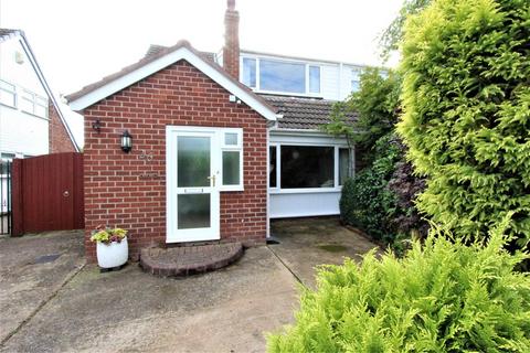 3 bedroom semi-detached house for sale - Berry Drive, Great Sutton