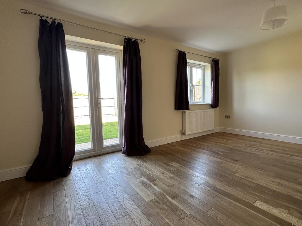 East Fen Common, Soham, Ely... 3 bed semidetached house £1,100 pcm
