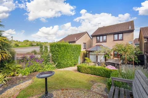 3 bedroom detached house for sale, Derwent Close, Waterlooville, Hampshire