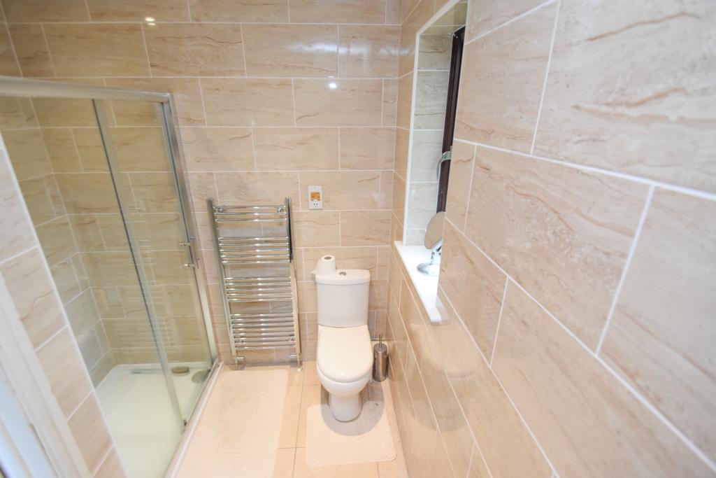 En-suite shower room