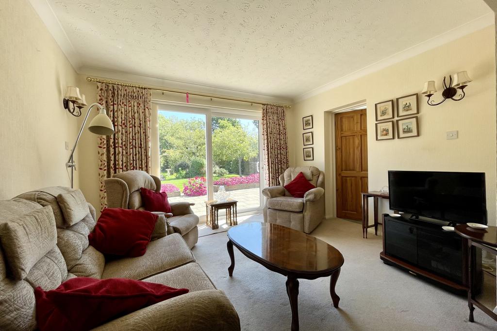 Brightling Road, Polegate, East... 3 bed bungalow £450,000