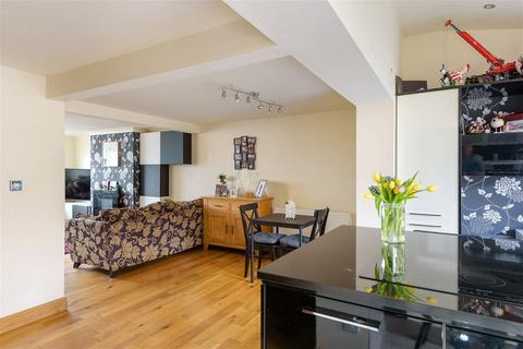 15 Furness Close, Stannington, Sheffield, S6 6AX