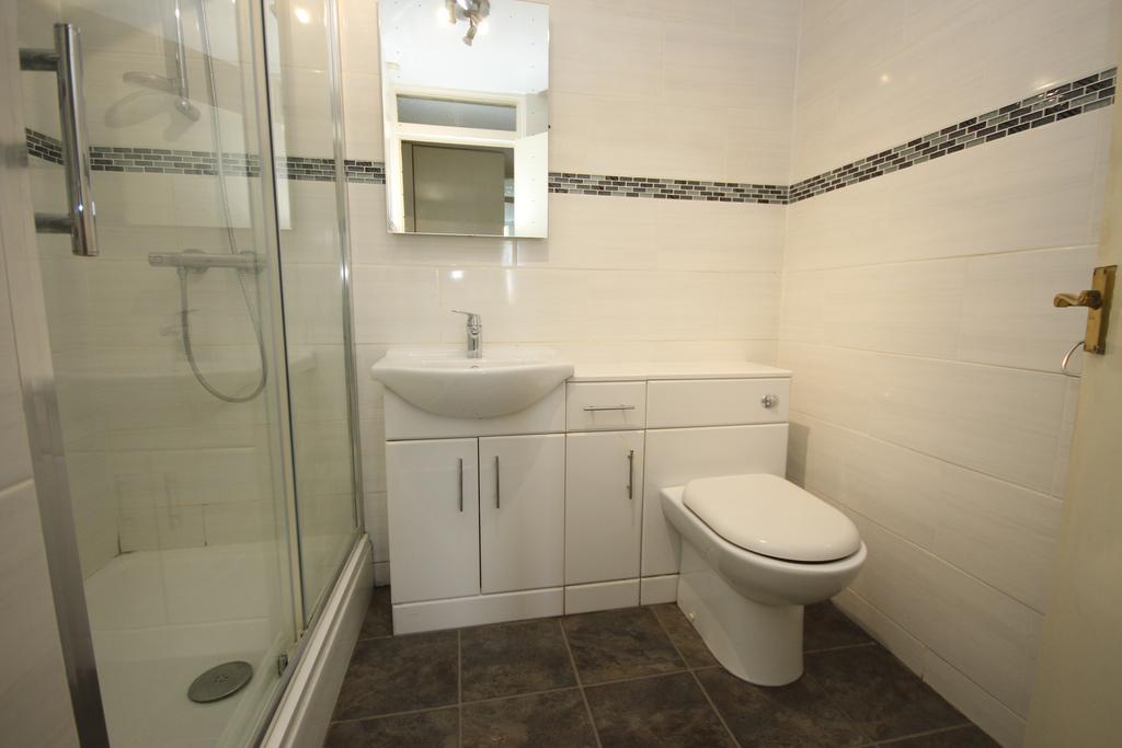 Beacon House, Whitley Lodge, Whitley Bay, NE26 1HW 2 bed flat for sale