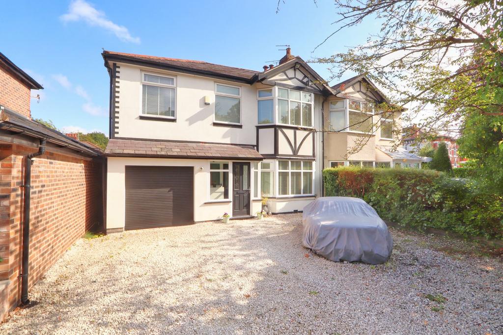 Worsley Road, Swinton, M27 4 bed semidetached house for sale £395,000