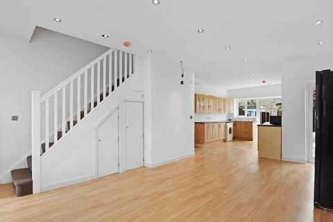 2 bedroom terraced house for sale - Chaplin Road, Dagenham, Dagenham