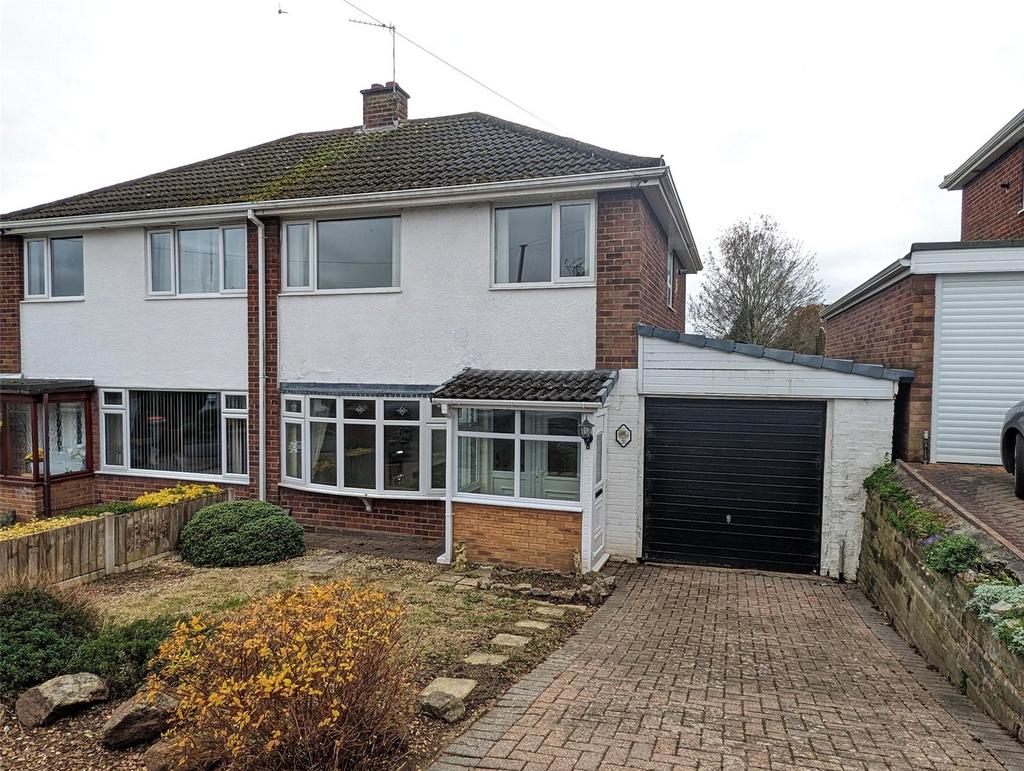 Southview Road, Little Dawley, Telford, Shropshire, TF4 3 bed semi