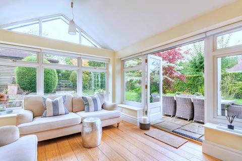 Lorien Chiltern Road, Amersham, HP6 5PH