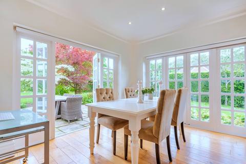 Lorien Chiltern Road, Amersham, HP6 5PH