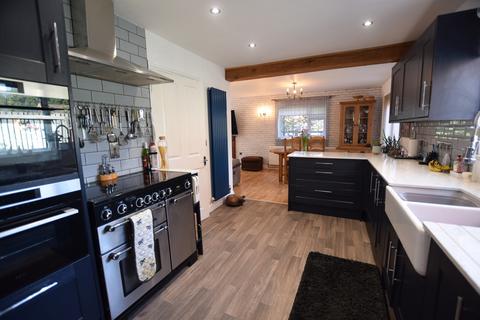 3 bedroom chalet for sale, Heacham