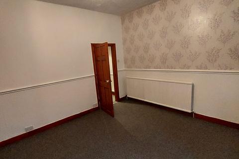 2 bedroom terraced house to rent, Bolton Road, Ashton-in-Makerfield WN4