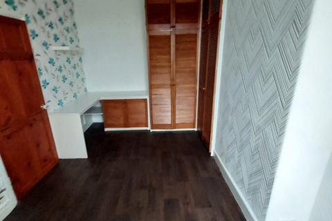 2 bedroom terraced house to rent, Bolton Road, Ashton-in-Makerfield WN4