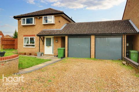 4 bedroom detached house for sale, Foxglove Road, Thetford