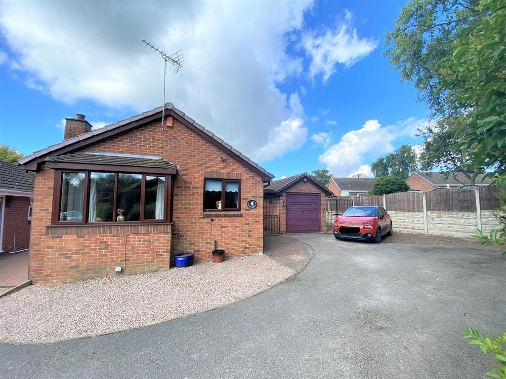 Hollowood Avenue, Littleover 2 bed detached bungalow for sale £275,000
