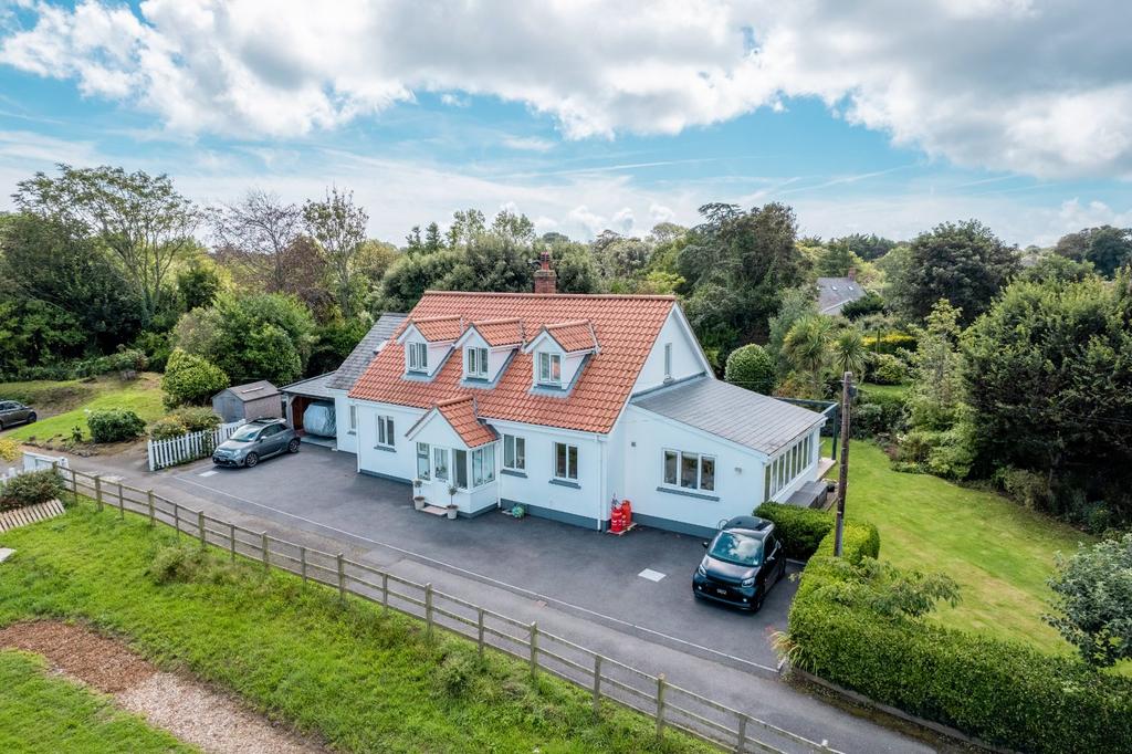 Les Hubits de Haut, De Haut, Guernsey, St Martin's, Guernsey 4 bed