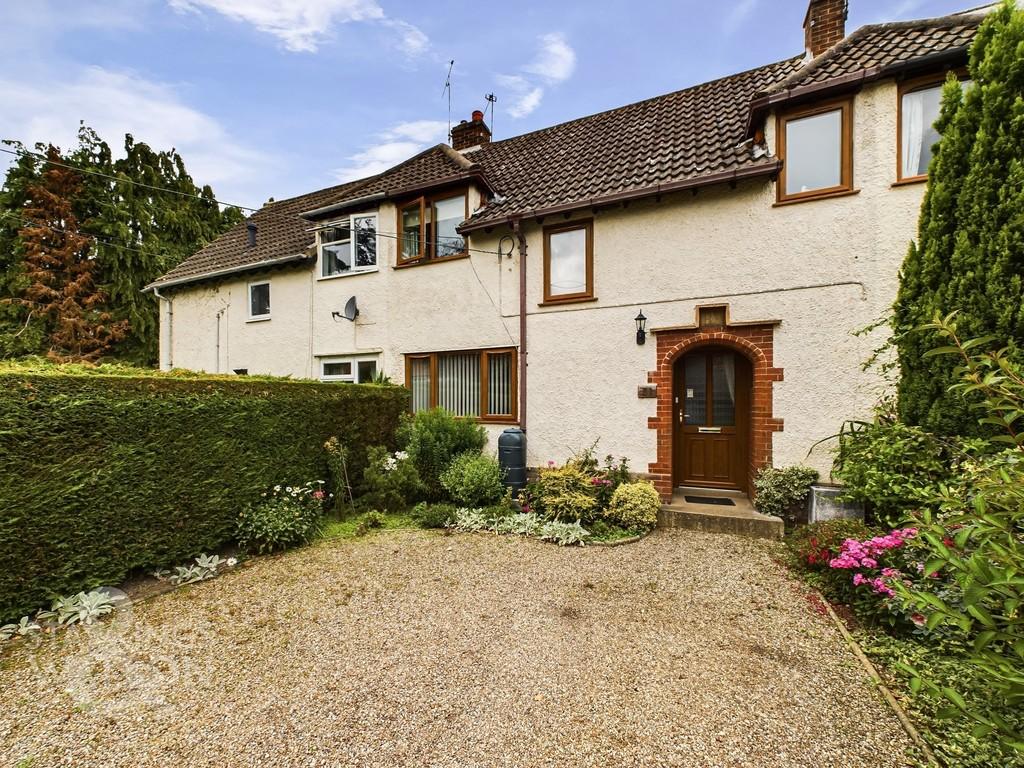 Highfield Avenue Brundall NR13 5NT 2 bed terraced house for sale £250,000
