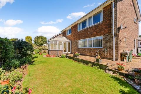 7 Cliff Road, Hythe, CT21 5XE