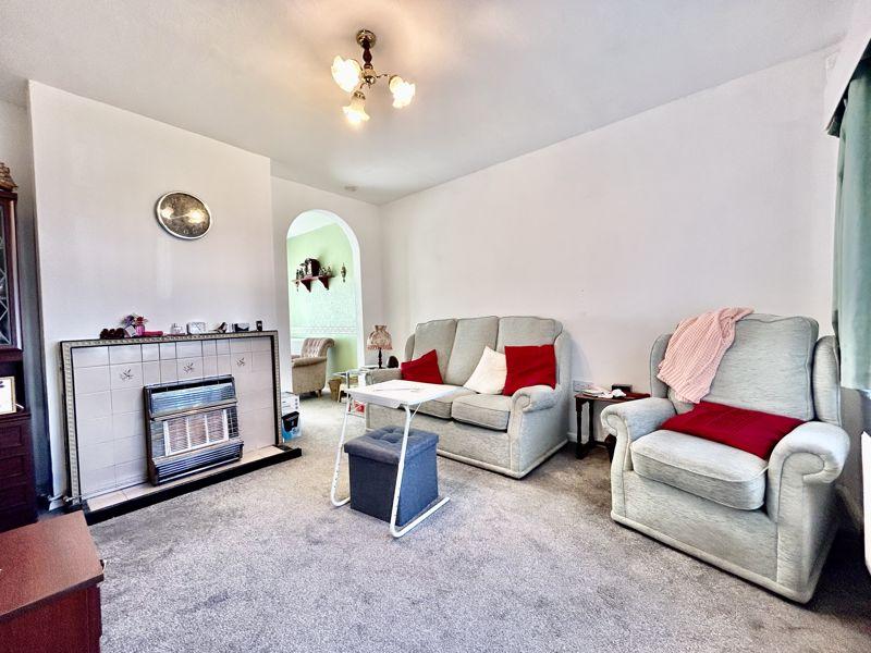 Fishley Lane, Bloxwich 3 bed semidetached house for sale £185,000