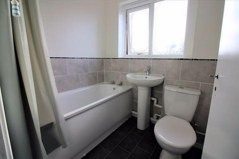 39 Basalt Close, Walsall, WS2 8XB