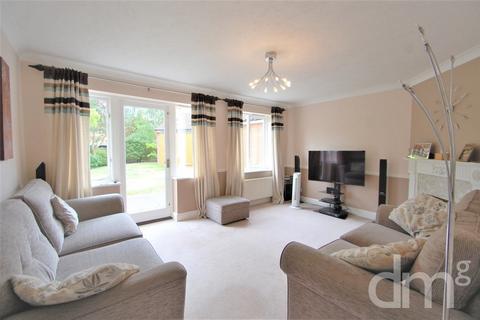 4 bedroom detached house for sale, Kiltie Road, Tiptree