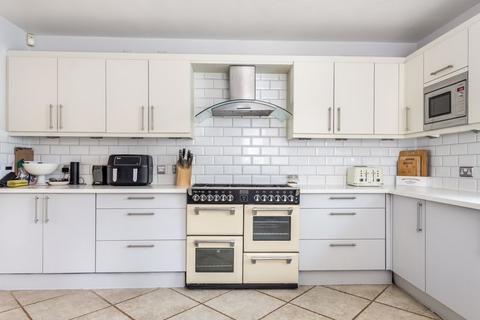 undefined, Hill Rise, Cuffley EN6