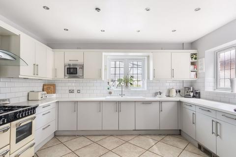 undefined, Hill Rise, Cuffley EN6