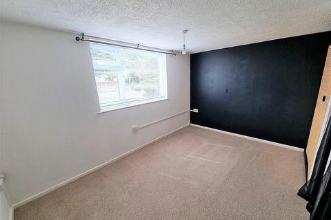 2 bedroom flat for sale, Closure Place, Peterchurch, Hereford, HR2 0RS