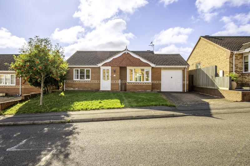 Woodside, Branston, Lincoln, Lincolnshire, LN4 1TJ 2 bed detached