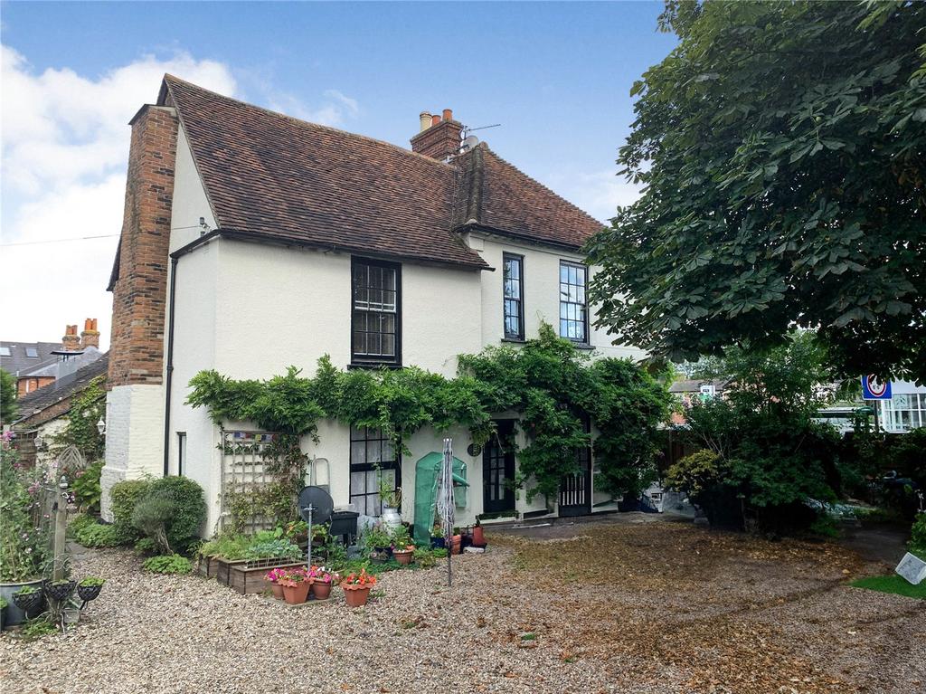 Church Street, Theale, Reading... 2 bed for sale £265,000