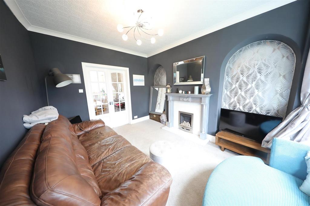 Desmond Avenue, Hull 3 bed end of terrace house £170,000