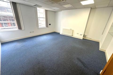 Office to rent, King Street, Leeds