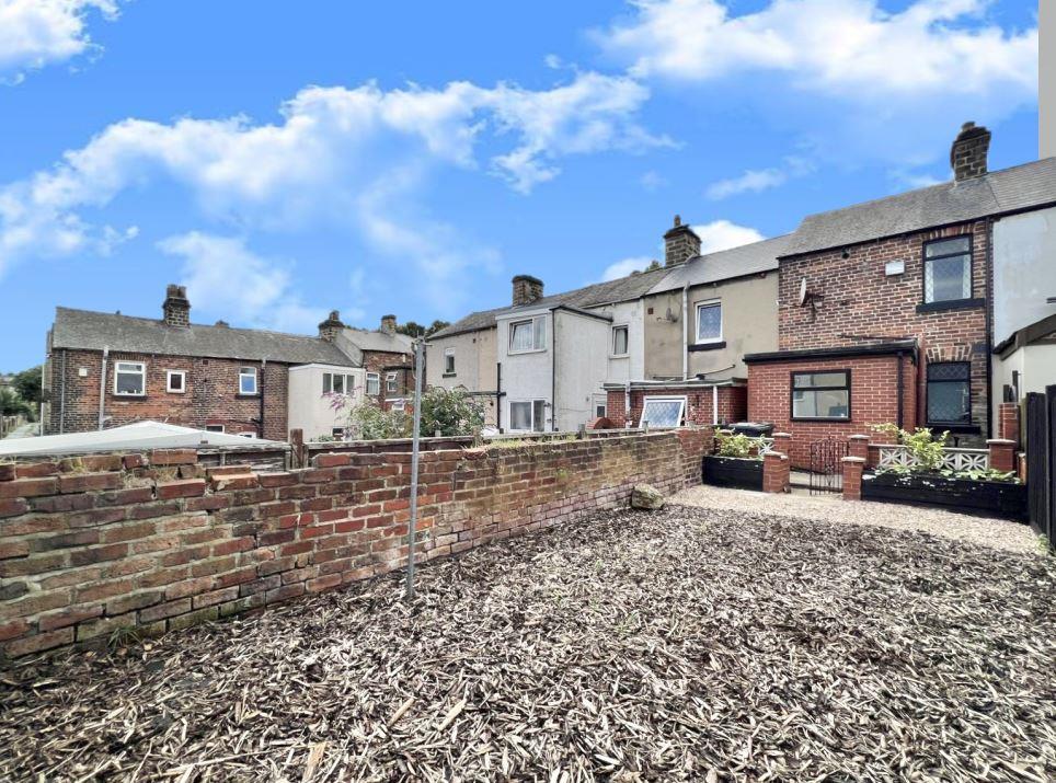 Bridge Street, Barnsley 2 bed terraced house for sale £110,000