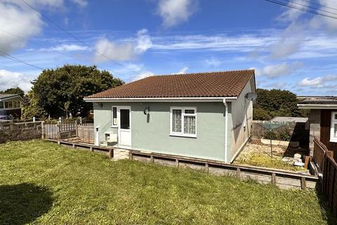 2 bedroom detached bungalow for sale - Norton Park, Norton, Dartmouth