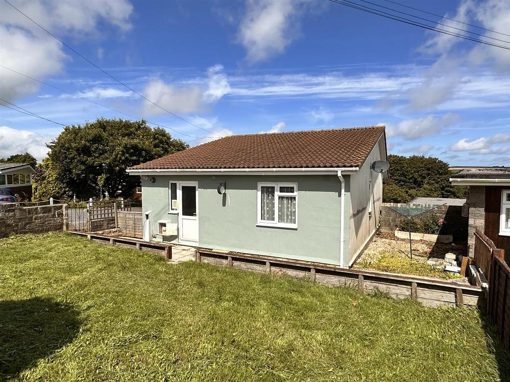 Norton Park, Norton, Dartmouth 2 bed detached bungalow for sale £195,000